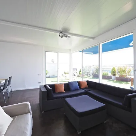 Bcn Duplex Penthouse & Pool Apartment Sant Andreu de Llavaneres