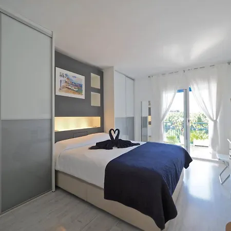 Bcn Duplex Penthouse & Pool * Sant Andreu de Llavaneres