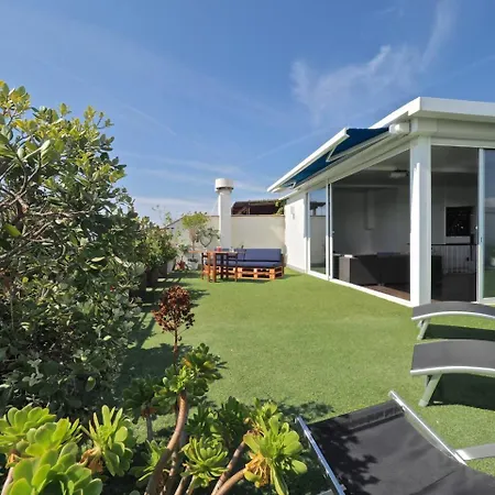 Apartment Bcn Duplex Penthouse & Pool Sant Andreu de Llavaneres