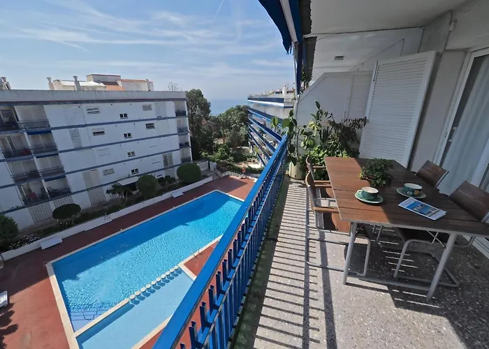 Bcn | Duplex Penthouse & Pool 圣安德烈斯-德利亚瓦内拉斯